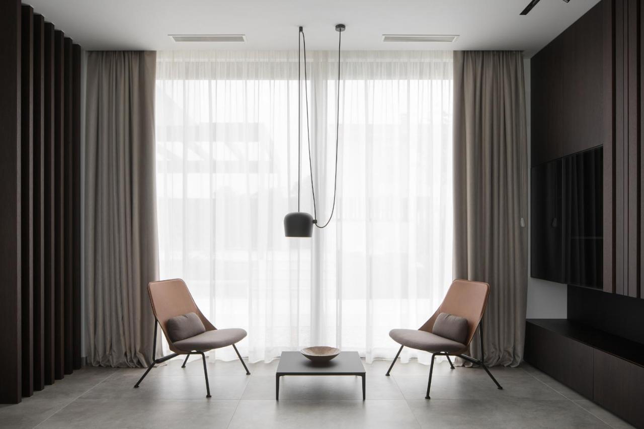 Design Villa Noble With Spa 발 외부 사진