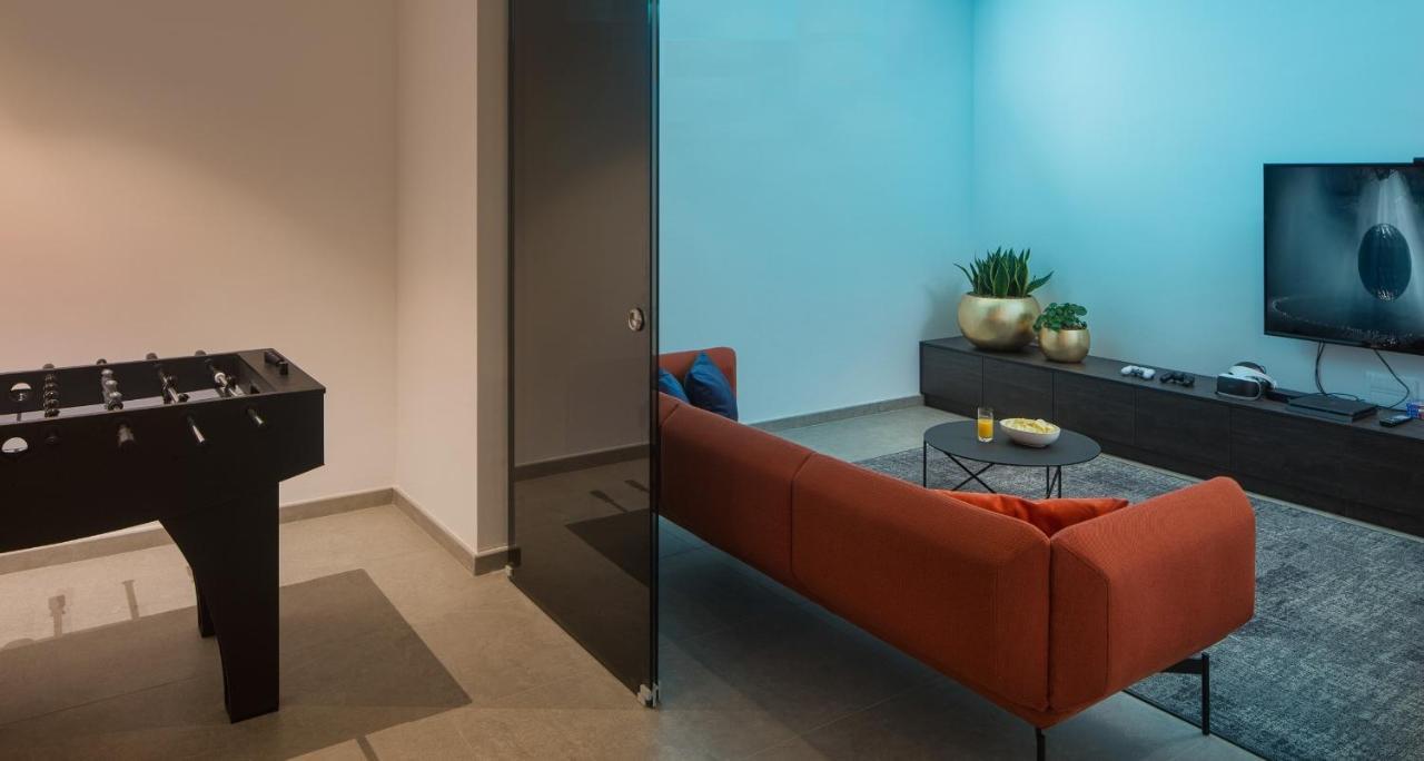 Design Villa Noble With Spa 발 외부 사진